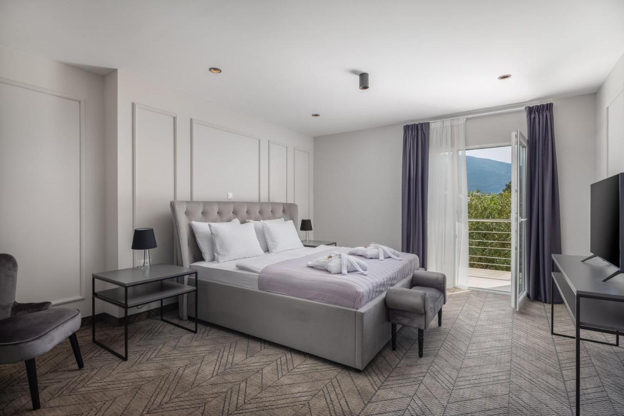 Zlatni Rat Beach Resort โบล ภายนอก รูปภาพ